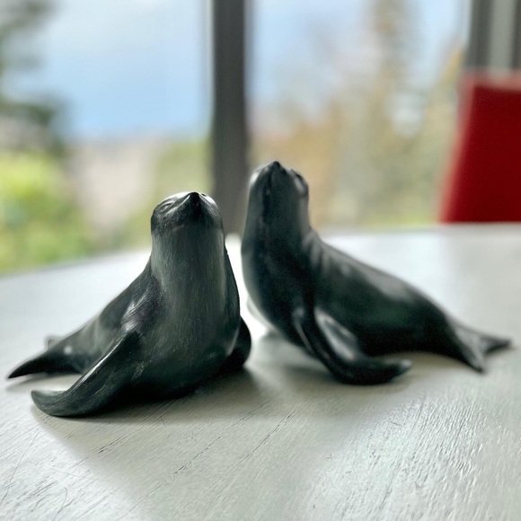 Vintage Ceramic Seals - Picture 1 of 3